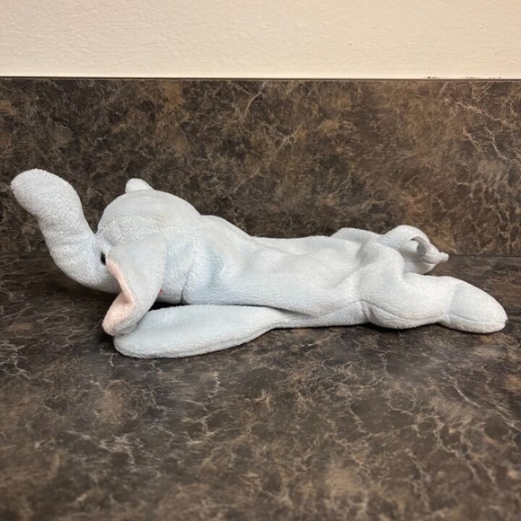 Ty Beanie Babies 1995 Peanut the Elephant - Picture 5 of 8